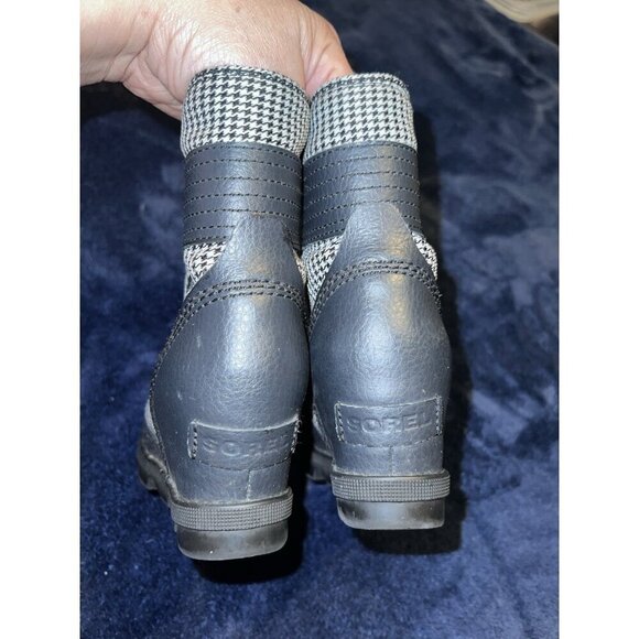 SOREL Girls Lexie Wedge Heel Boots Size 1 Black Checkered Leather Pink Laces - Picture 5 of 10